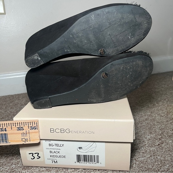 BCBGeneration Telly Women’s Suede Wedges Heels Shoes 7 M Embellishment Shoes - Picture 5 of 5